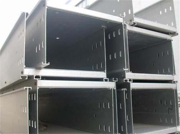 四川电缆桥架厂家告诉你怎么在桥架内敷设电缆，桥架内电缆敷设方法分享